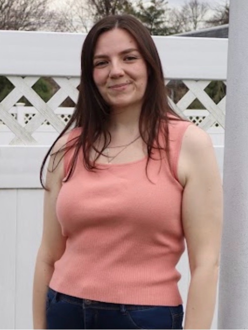 Apostrophe Sleeveless Ribbed Tank in Coral